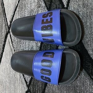 VS PINK GOOD VIBES SINGLE STRAP BLUE BLACK LOGO SLIDES SANDALS